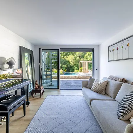 فيلة Uhaina بياريتز