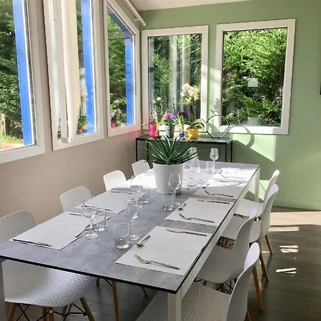 Uhaina بياريتز