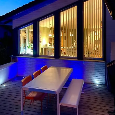 Uhaina Biarritz
